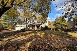 13 Beacon Hill Dr, East Brunswick Township, NJ 08816 - Photo 2