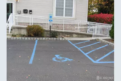 100 Lakeview Drive #1A, Monroe Township, NJ 08831 - Photo 8