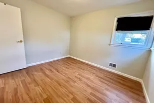 340 Old Post Rd, Edison, NJ 08817 - Photo 14