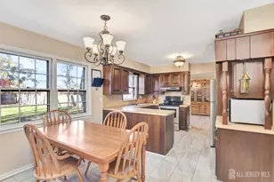 9 Dexter Rd, East Brunswick Township, NJ 08816 - Photo 12