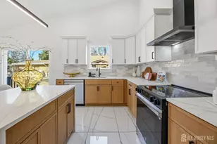 28 Brattle Ave, Ewing Township, NJ 08638 - Photo 10