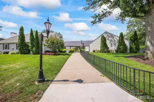 137 N Plymouth Ln, Monroe Township, NJ 08831 - Photo 32