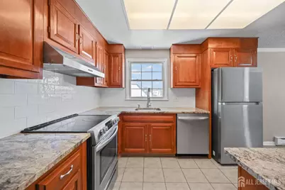 137 N Plymouth Lane, Monroe Township, NJ 08831 - Photo 14