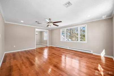 137 N Plymouth Lane, Monroe Township, NJ 08831 - Photo 8