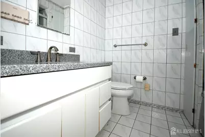 202 Green Hollow Drive, Iselin, NJ 08830 - Photo 16