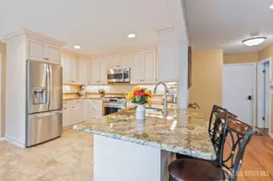 5 Sutton Pl, Helmetta, NJ 08828 - Photo 12