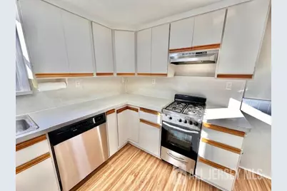 53 Newark Avenue, Spotswood, NJ 08884 - Photo 8