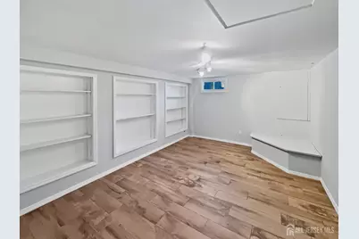 38 Warrenville Road, Middlesex, NJ 08846 - Photo 32