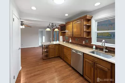 38 Warrenville Road, Middlesex, NJ 08846 - Photo 30