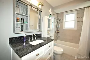 18 Pinetree Dr, Sayreville, NJ 08859 - Photo 28