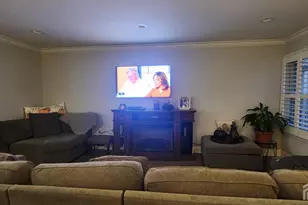 10B Molly Pitcher Ct, Monroe Township, NJ 08831 - Photo 8