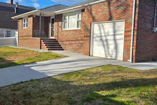 354 Alpine St, Perth Amboy, NJ 08861 - Photo 2