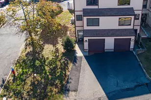 54 Ellen Heath Dr, Old Bridge Township, NJ 07747 - Photo 26