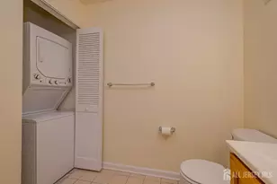 99 Liddle Ave, Edison, NJ 08837 - Photo 8