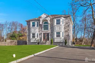 1515 Sherwood Blvd, North Brunswick Township, NJ 08902 - Photo 1