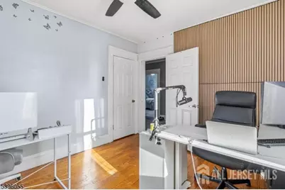 106 W Gibbons Street W, Linden, NJ 07036 - Photo 14