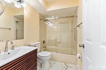 90 Van Liew Court, East Brunswick Township, NJ 08816 - Photo 16