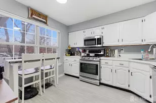 3242 Cypress Ct, South Brunswick Township, NJ 08852 - Photo 6