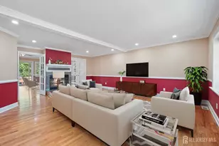 13 Whitehall Rd, East Brunswick Township, NJ 08816 - Photo 16