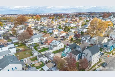 685 Raritan Avenue, Perth Amboy, NJ 08861 - Photo 14