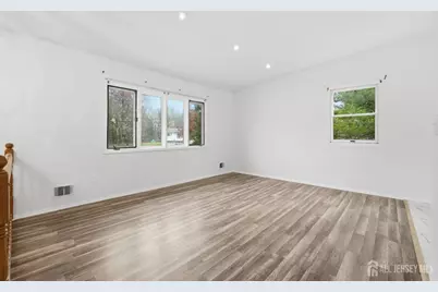 80 Mitchell Avenue, Piscataway Township, NJ 08854 - Photo 4