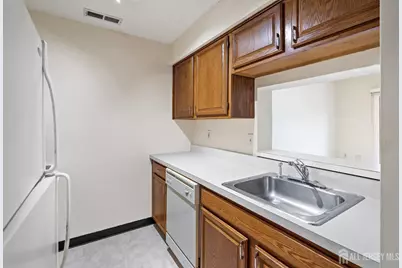 4914 Ravens Crest Drive, Plainsboro Township, NJ 08536 - Photo 14