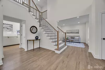 265 W Prescott Avenue N, Edison, NJ 08820 - Photo 4