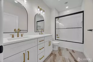 265 W Prescott Ave N, Edison, NJ 08820 - Photo 34