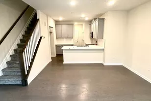 808 Sadie Cir, New Brunswick, NJ 08901 - Photo 2