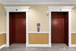 325 Regency Pl, Middlesex, NJ 07095 - Photo 6