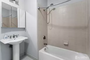 325 Regency Pl, Middlesex, NJ 07095 - Photo 28