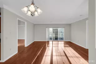 325 Regency Pl, Middlesex, NJ 07095 - Photo 12