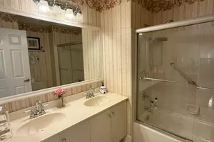 37 Dorchester Dr, East Brunswick Township, NJ 08816 - Photo 32
