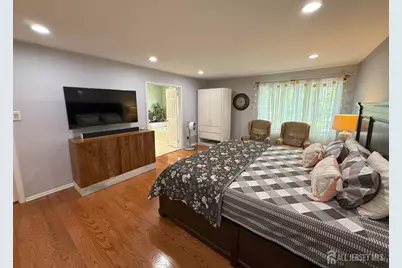 37 Dorchester Drive, East Brunswick Township, NJ 08816 - Photo 26