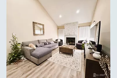 4-C Rutherford Hayes Drive, Monroe Township, NJ 08831 - Photo 8