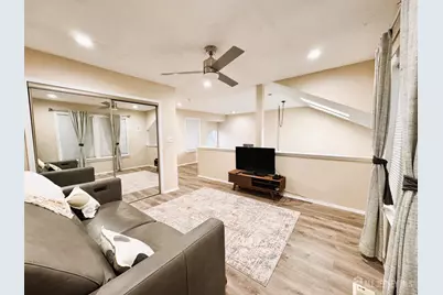 4-C Rutherford Hayes Drive, Monroe Township, NJ 08831 - Photo 26