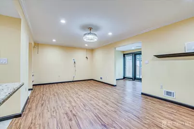 28 Cosgrove Court, East Brunswick Township, NJ 08816 - Photo 14