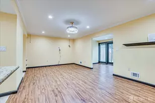 28 Cosgrove Ct, East Brunswick Township, NJ 08816 - Photo 14