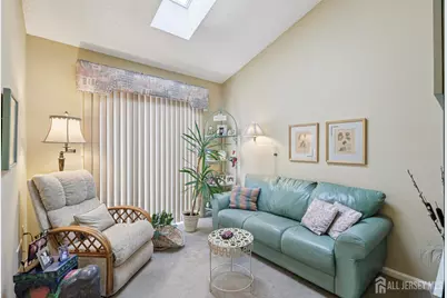 304 Waxwing Drive, Monroe Township, NJ 08831 - Photo 22