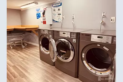 6501 Avenue C, Edison, NJ 08837 - Photo 20