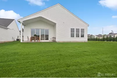 8 Mount Drive, Plainsboro Township, NJ 08536 - Photo 2