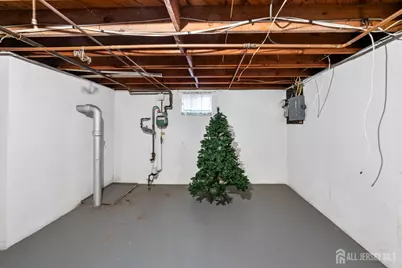 23 W Grochowiak Street, South River, NJ 08882 - Photo 24