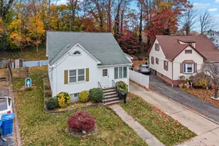 23 W Grochowiak St, South River, NJ 08882 - Photo 2