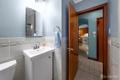 23 W Grochowiak Street, South River, NJ 08882 - Photo 18