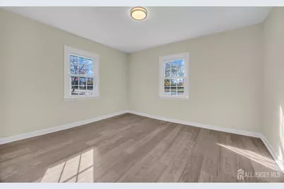 11 N Randolphville Road N, Piscataway Township, NJ 08854 - Photo 8