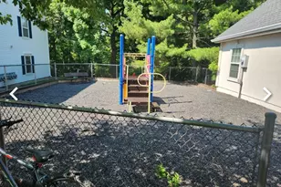 828 Waterford Dr, Edison, NJ 08817 - Photo 24