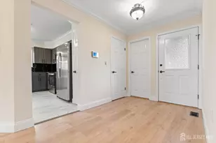 62 Yorkshire Dr, Monroe Township, NJ 08831 - Photo 4