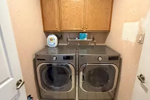 37 Dorchester Dr, East Brunswick Township, NJ 08816 - Photo 34