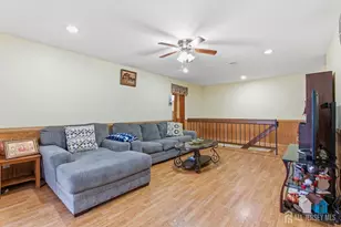 816 Sharon Garden Ct, Woodbridge Township, NJ 07095 - Photo 6