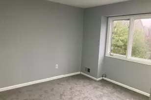 102 Riverbend Dr, North Brunswick Township, NJ 08902 - Photo 14